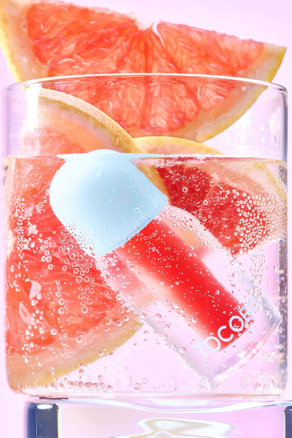 Juicy Berry Plumping Lip Oil 12 CHERRY ADE 4g
